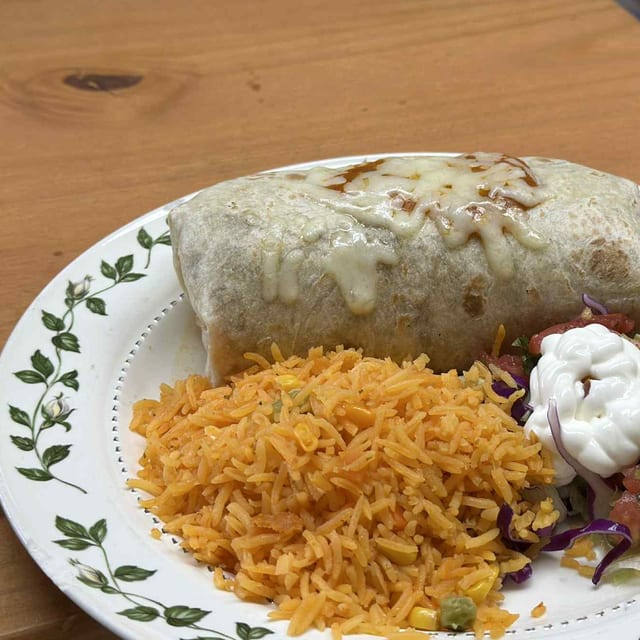 Burrito Grande.
